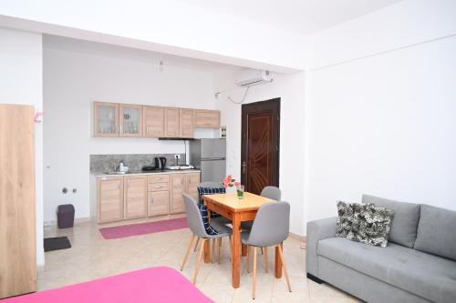 1 double bed, 1 sofa bed