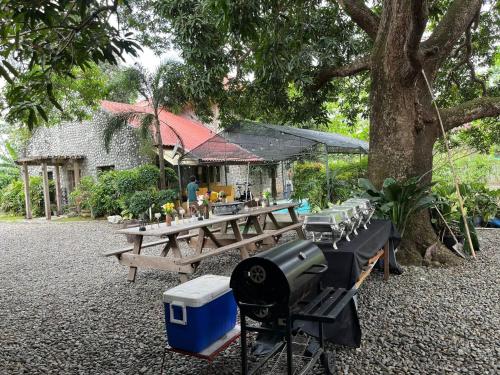 CASA HERNANDO Private Resort in San Simon
