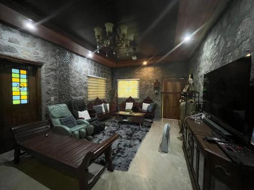 CASA HERNANDO Private Resort in San Simon