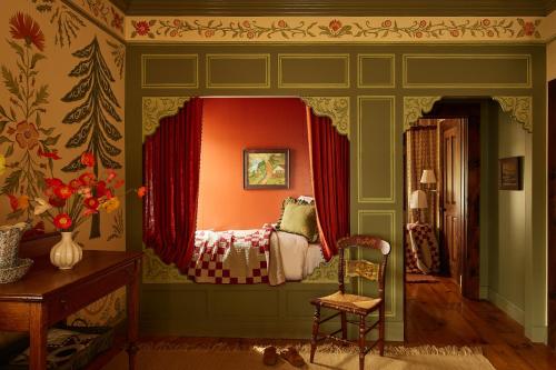 Superior Family Room