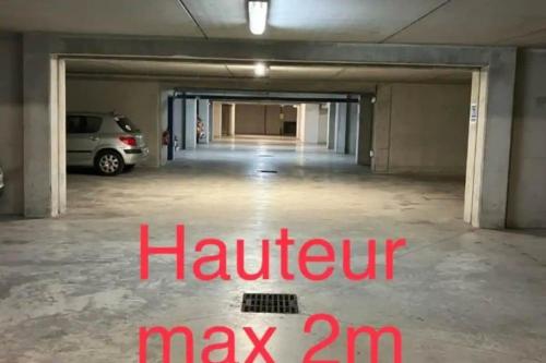 Uzès centre à 2 min - piscine - clim - parking (Uzes centre a 2 min - piscine - clim - parking) in Uzes