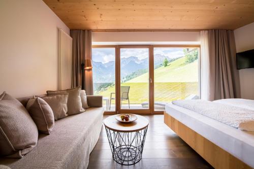 Kronplatz-Resort Hotel Kristall 2