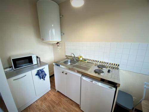 Appartement double 7 a Limoges near Limoges-Bellegarde Airport