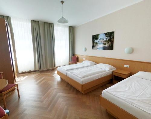 Triple Room image 1