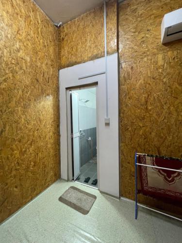 FAKIH Homestay in ตุมปัต