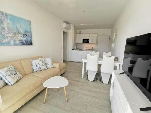 Piscina Fronte Mare & Terrazza - JL Blue Apartments C25 in Pineta