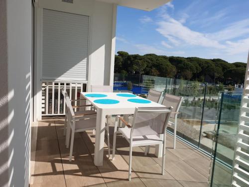 Piscina Fronte Mare & Terrazza - JL Blue Apartments C25 in Pineta