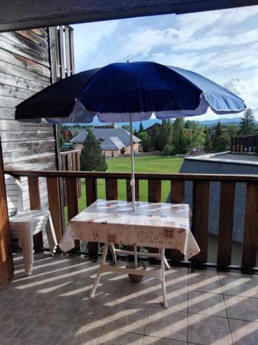 LA Source Blanche in 蒙特克拉