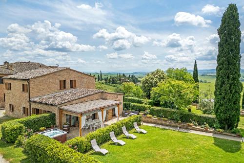 La Capanna di Elfo luxury villa View - Tap to explore photos