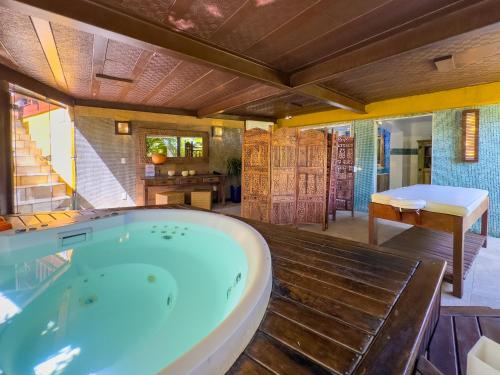 온수 욕조, Bahiamarela Boutique Hotel & SPA in 아제다 앤 아제지냐 비치스