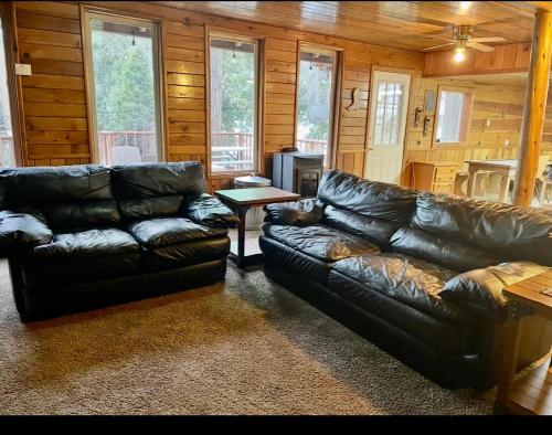sequoia National Forest CabinH in 韋博歐查德