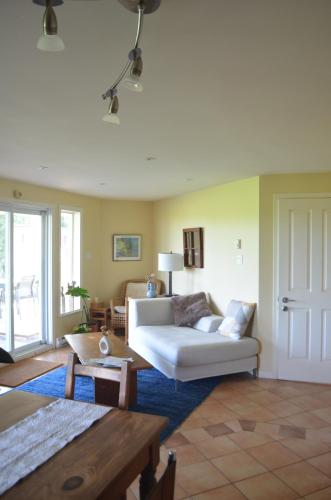 Suite-appartement 2 chambres à la campagne. Rez de jardin (Suite-appartement 2 chambres a la campagne. Rez de jardin) in Dunham (QC)