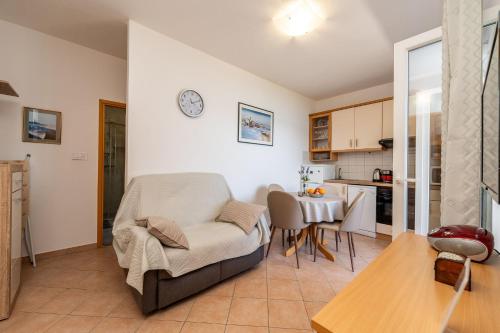 Apartment by the sea and with beautiful view, 2 bedrooms, 4 persons, Kali (Foto 9)