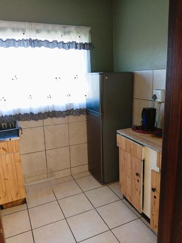 Kitchen, The Airport Lodge - East London in Graceland