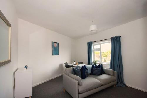 #33 Beautiful 2 bed apt Tamworth Private Parking in Tamworth