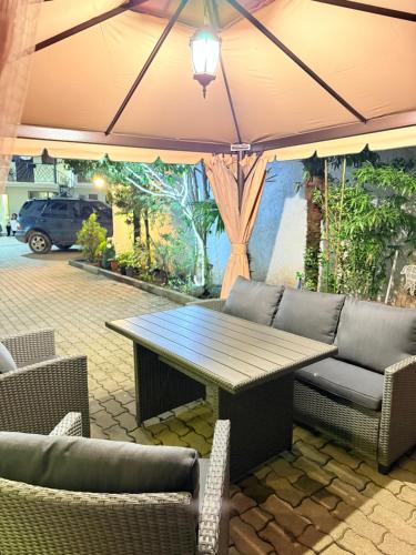 Three-Bedroom Apartment with Balcony