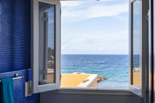 Bad, Atlantis Beach House in Salina