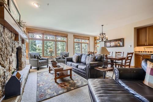 Lone Eagle 3013 condo