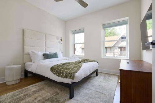 Hoboken Loft Hideaway - walk to PATH - image 13