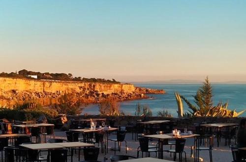 Opportunity Room Suite Cascais Guia in Bairro do Rosario