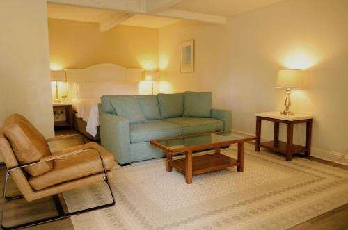 Lobos Lodge Room Type - Standard King Room
