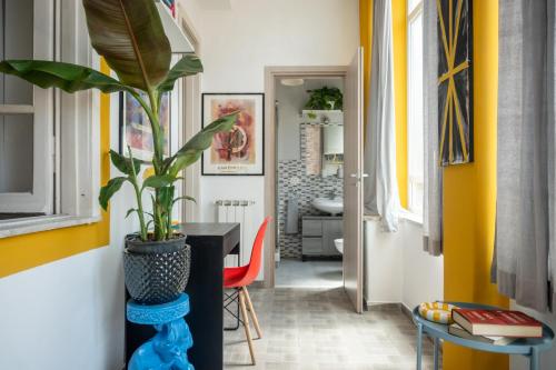 LtPanella Yellow pop, Rome (photo 9)