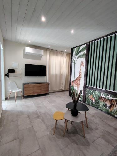 One-Bedroom House image 10