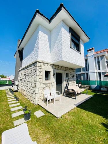 Ozel Havuzlu Villa F Çelik Villalari (Ozel Havuzlu Villa F Celik Villalari) in Reisdere