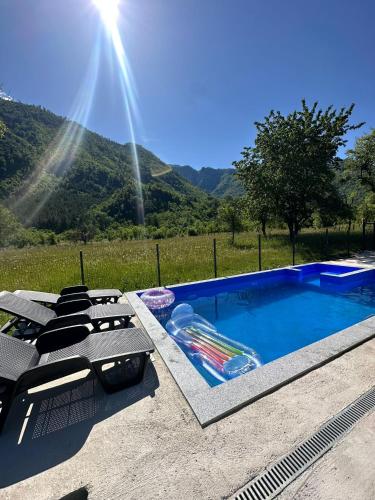 Vila MM Boračko jezero (Vila MM Boracko jezero) in Jezero