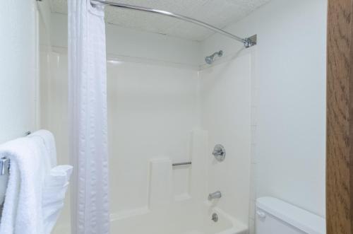 Motel 6-Gillette WY - image 2