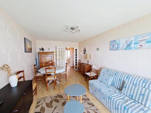 Apartment (4 Adults) image 10