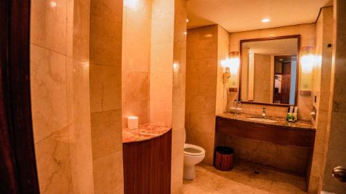 room detail thumbnail 2