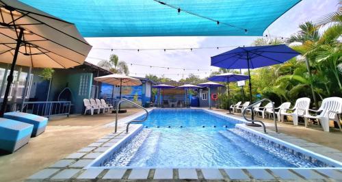 Hidden Palms Inn