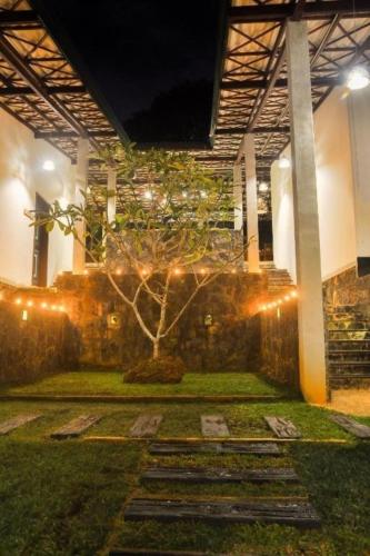 Зовнішній вигляд готелю, Hotel Garcinia Leaf in Хіккадува