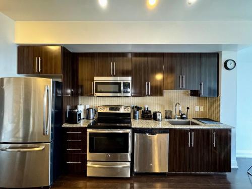 Prime Location with Stunning Views and Free Parking, Vaughan (foto 9)