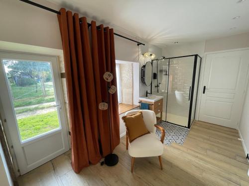 La petite maison d a cote in บล็องแซ