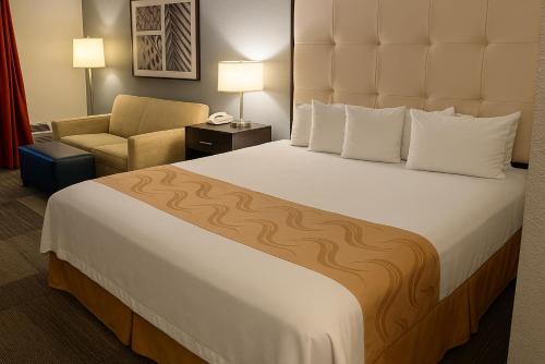 Coratel Inn by Jasper Iowa Fairfield in Fairfield, USA
