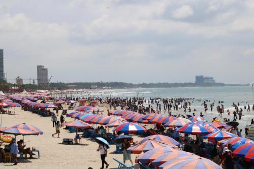 Khach san Hoang Bach - 해변