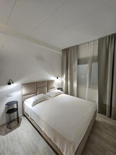 Superior Studio Apartment image 2