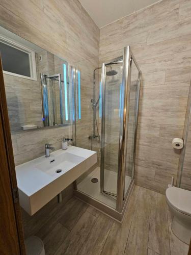 Superior Studio Apartment image 1