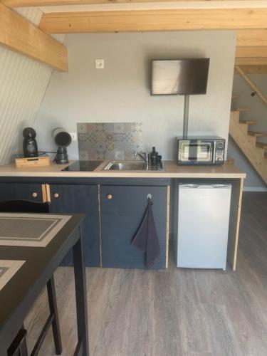 Lodge Lady Tipi 2 avec jacuzzi et piscine in Chavanges