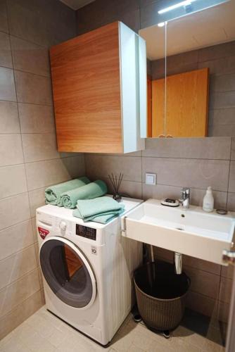 Modern apartement with a balcony, Tallinn (photo 7)