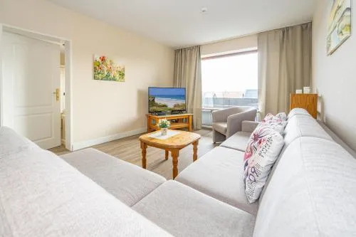 Moderne 2 Zimmerwohnung mit großem Südbalkon in der ersten Etage in Westerland, Deutschland
