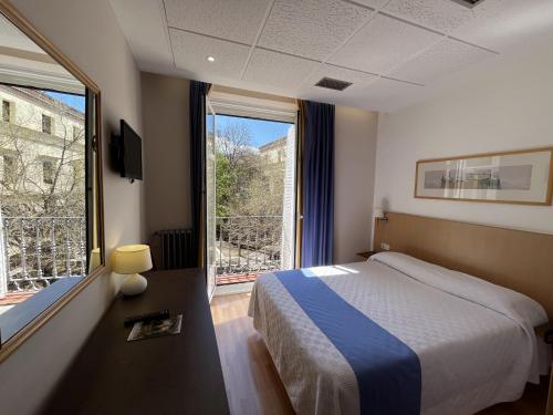1 double bed