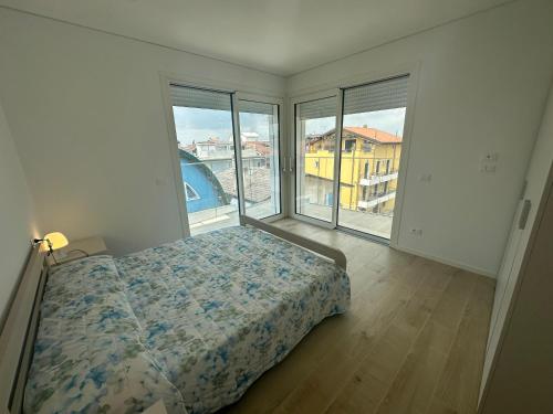 Two-Bedroom Apartment image 8