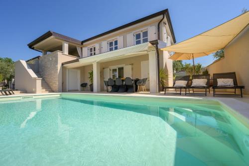 Villa Nala