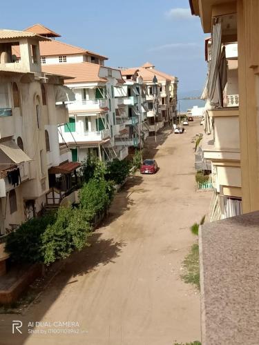 شقة مفروشة بمصيف راس البر سادس مطل من البحر in Ras El-Barr
