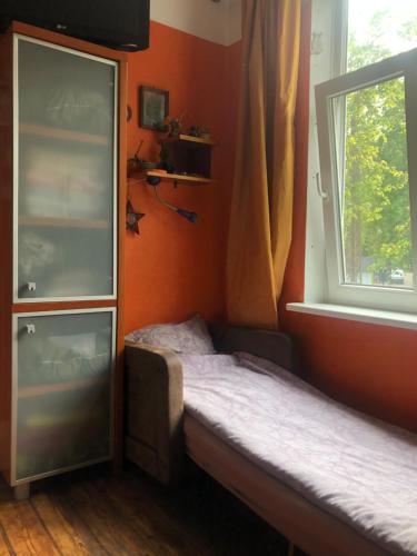 Authentic apt in a rustic house, best for a person or couple, Riga (fotografie 5)