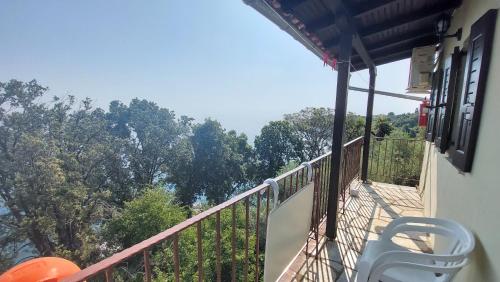 Otoczenie, SunRiseStudiosPapanero in Ntamouchari