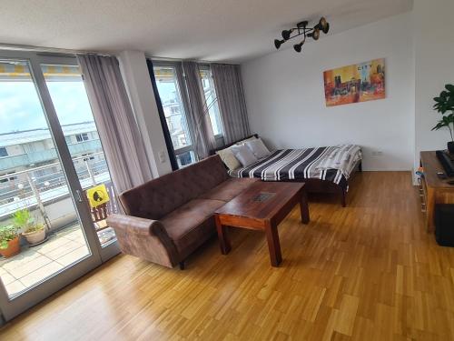 Ridler Oktoberfest, parking & rooftop terraces 2 room, Munich (photo 4)
